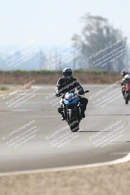 media/Sep-20-2025-TrackDaz (Sat) [[27f0cde673]]/B Group/220pm (Turn 9)/